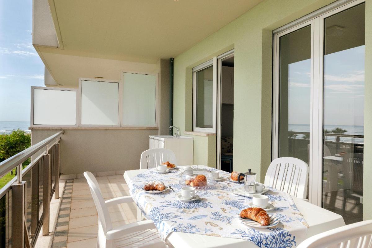 Residence Brezza Di Mare San Benedetto del Tronto Exteriér fotografie