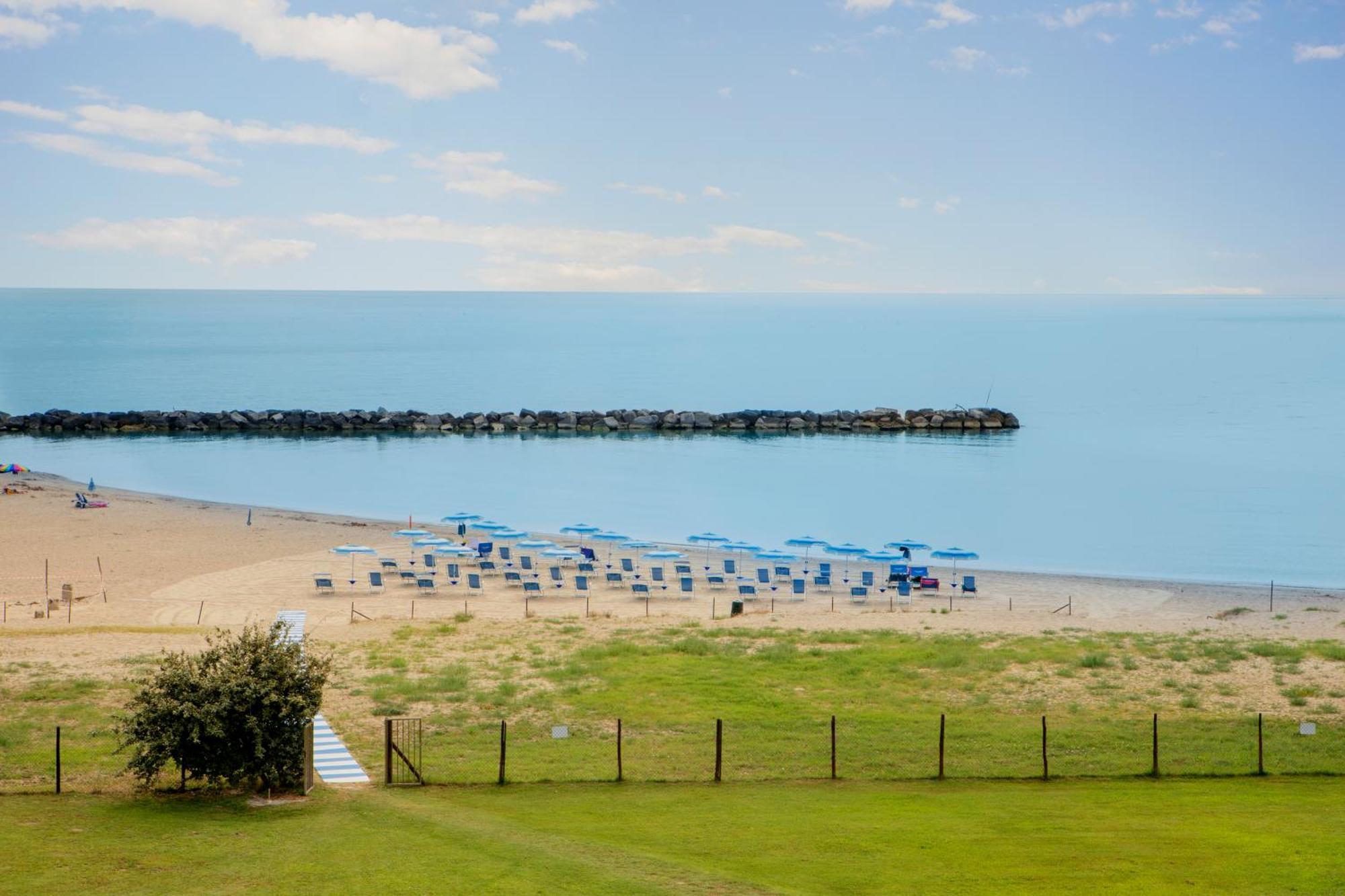 Residence Brezza Di Mare San Benedetto del Tronto Exteriér fotografie